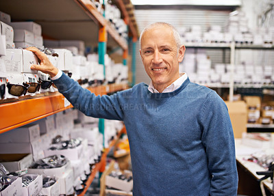Buy stock photo Retail, sunglasses or portrait of senior businessman in warehouse for cargo, stock or ecommerce box order. Logistics, online shopping or male factory manager with shipping product, package or search