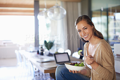 Buy stock photo Woman, portrait and eating a salad in home, green vegetables and vegan diet for nutrition. Female person, healthy meal and organic food for detox or wellness, vitamin and minerals on freelancer break