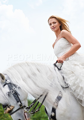 Buy stock photo Wedding, woman and portrait with riding horse outdoor on grass for celebration, marriage or confidence on mockup. Bride, face and stallion on lawn in field with smile, dress and animal at ceremony
