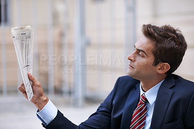 Buy stock photo Employee, reading and newspaper for finance of corporate company for news of career. Man, thoughtful and worker of business and professional for accounting job in suit outdoor in city of New York