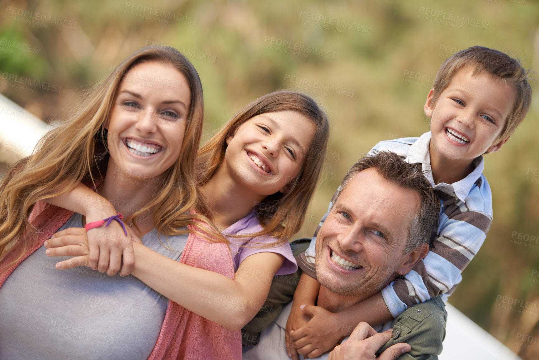 Buy stock photo Mother, father and children or outdoor portrait together or holiday bonding in nature, travel or vacation. Parents, siblings and face or smile for summer sunshine in Florida garden for a trip