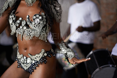 Buy stock photo Woman, belly and samba dancer with costume for traditional performance at carnival or festival in fashion. Closeup of female person or exotic performer for cultural dancing at party or concert in Rio