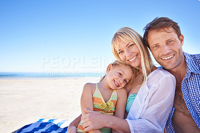 Buy stock photo Family, beach and parents with kid for travel, holiday in Sydney for summer and happy together. Man, woman and young girl in portrait with ocean for adventure, trust and support with bonding outdoor