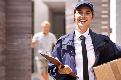 Buy stock photo Delivery woman, box and clipboard in portrait at house for customer with smile for shipping in neighborhood. Girl, courier and employee in supply chain, logistics and checklist for cardboard package