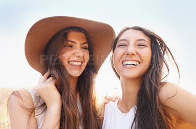 Buy stock photo Women, selfie and outdoor in summer hat for travel, holiday and happy vacation in sunshine together. Excited and young people or friends by countryside for fashion and profile picture with cool style