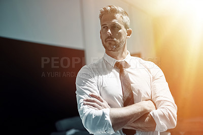 Buy stock photo Business, man and thinking with arms crossed in office for finance solution, problem solving or reflection. Serious, space and mature professional with flare for project inspiration or contemplating