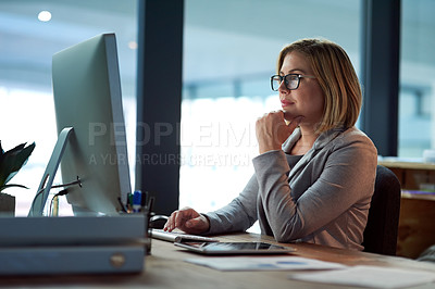 Buy stock photo Computer, thinking and business woman in office working late on project at night alone. Desktop, professional and female person problem solving, focus or solution, planning or reading on deadline