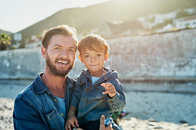 Buy stock photo Happy, father or boy at beach for portrait, holiday or travel in Portugal with child, son or family memory. Single parent, proud dad or kid at sea for vacation with trip, wellness or nature to relax 