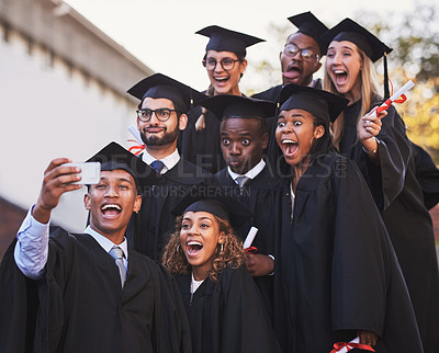 Buy stock photo Education, graduation and selfie of student friends outdoor on campus together for ceremony or event. Celebration, diversity and future with photograph of happy graduate people cheering for success