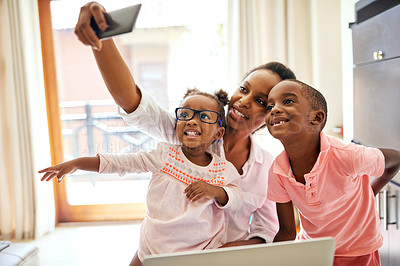 Buy stock photo Mom, children and selfie with love in home for parenthood memory, moments together and happiness. Mother, boy and girl with photography in house for bonding or post on social media and personal blog.