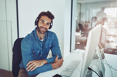 Buy stock photo Agent, portrait and computer with headset, smile and office for technical or customer support. Call center man, company and corporate service with workplace, happiness and employee tech confidence