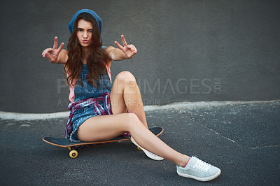 Buy stock photo Girl, skateboard and peace sign in city, portrait and sitting on sidewalk with fashion, pout and v symbol. Woman, kiss and wink with icon, emoji and streetwear on metro road for action sport in USA