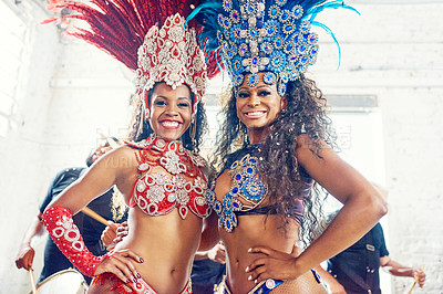 Buy stock photo Brazilian dancers, carnival or women in party costume with feather accessory or glitter bra in event. Portrait, happy smile or dance friends in samba fashion or New Year festival clothes