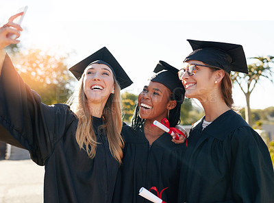 Buy stock photo Friends, students and graduation selfie with college or university women together with a smile. People outdoor to celebrate education achievement, success and future at event for school graduates