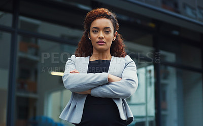 Buy stock photo Outdoor, business woman and arms crossed in portrait as lawyer, legal advice or ready with pride. Career, worker or female person with confidence, professional or executive attorney outside for break