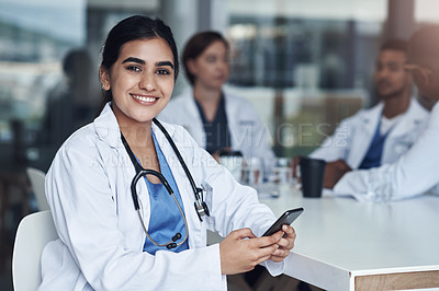 Buy stock photo Healthcare, doctor and woman with smartphone in break for chatting, social media or networking. Medical people, female employee and mobile for texting, connect and conversation online with tech