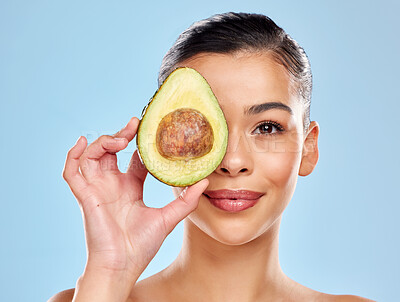 The natural oils in avocados penetrate the skin to nourish and hydrate