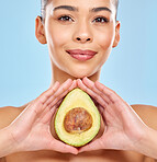 Avocados help in intensely moisturising and conditioning your skin