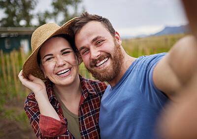 Buy stock photo Smile, selfie and nature of happy couple in the countryside smiling, bonding and taking a photo together. Smiling man and woman embracing life, love and relationship in a natural  outdoor background.