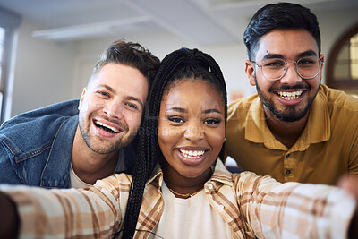Buy stock photo Happy, selfie or students face with smile for education success team building, collaboration or teamwork. Diversity, learning or friends for scholarship portrait, comic or happiness photo in class