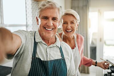 Buy stock photo Selfie, senior couple and cooking in kitchen with smile, laugh and fun at their house prepare lunch together. Pov, elderly, man and woman baking in their home romantic, loving and bonding with food.