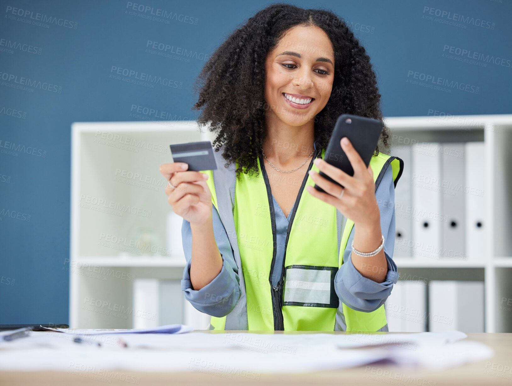 Buy stock photo Credit card, phone and construction worker woman with online shopping app for logistics, supplier or hardware stock market. Mobile app, architecture and engineer on smartphone for e commerce website