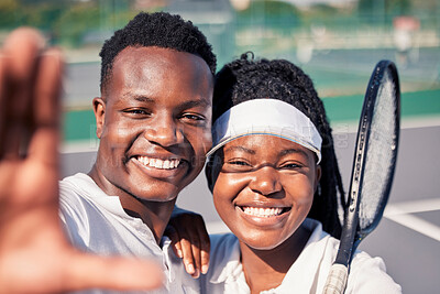 Buy stock photo Fitness, tennis and couple on court selfie together for health, wellness and bond picture. Black couple, love and photograph smile on tennis court for training, workout and cardio exercise.