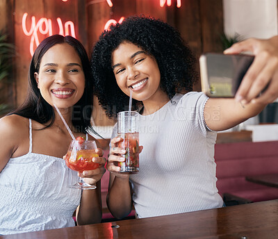 Buy stock photo Cocktail, phone or friends taking a selfie for social media content creation on a holiday vacation in a restaurant. Smile, girls or happy women taking pictures with drinks as cool or fun influencers 