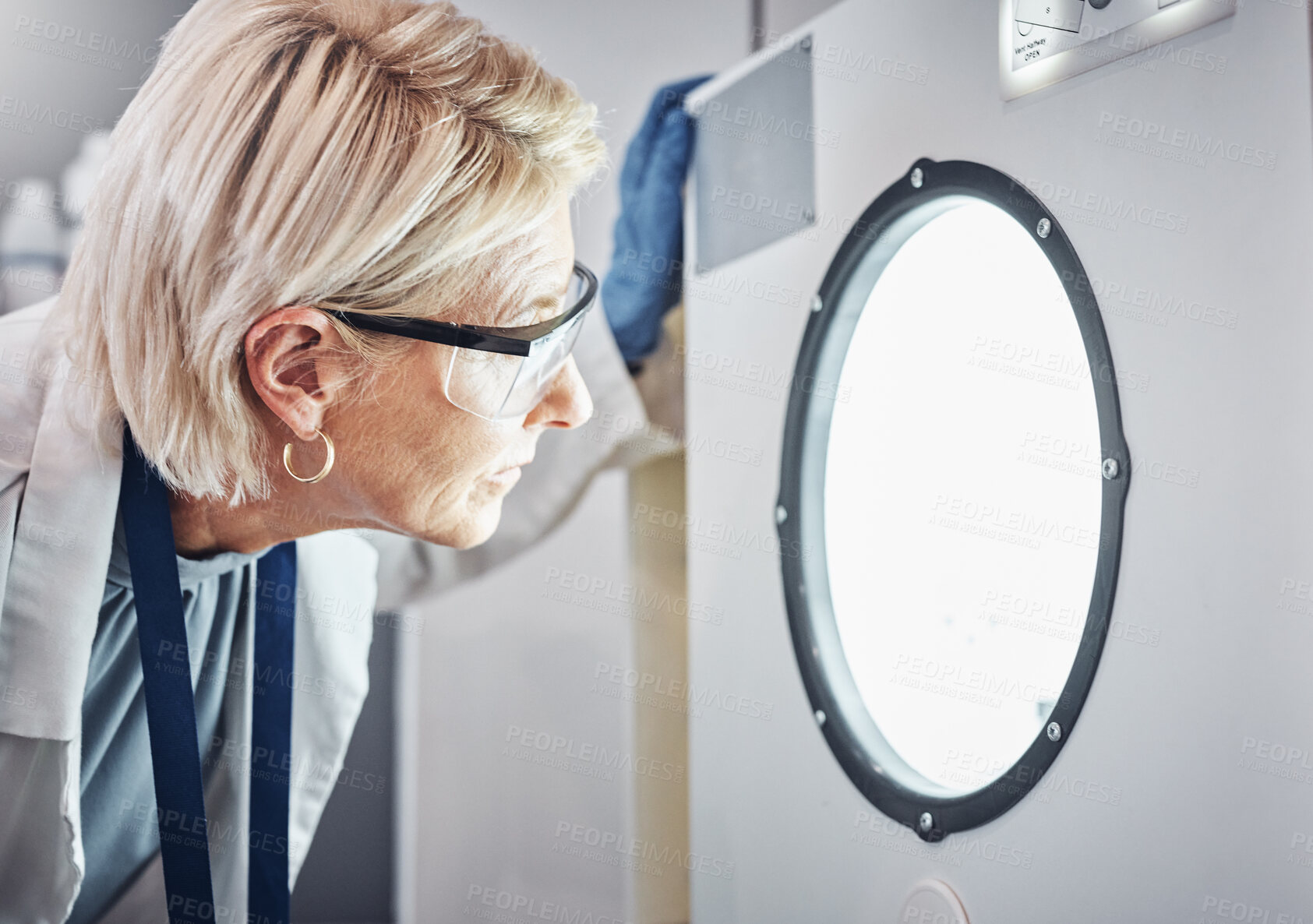 Buy stock photo Scientist, worker or laboratory autoclave equipment in medical research, vaccine temperature control or dna engineering. Zoom, thinking face or mature woman or science centrifuge machine for medicine