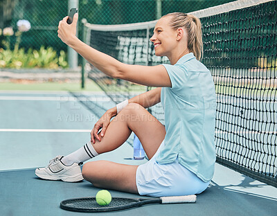 Buy stock photo Tennis, woman and selfie at court during training, fitness and morning routine outdoors. Sports, girl and smartphone photo before match, performance or exercise, workout and smile for profile picture