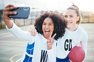 Buy stock photo Black woman, friends and smile with peace sign for selfie, netball or social media post on the court. Happy sporty women smiling for profile picture, photo or vlog in memory for sports day together