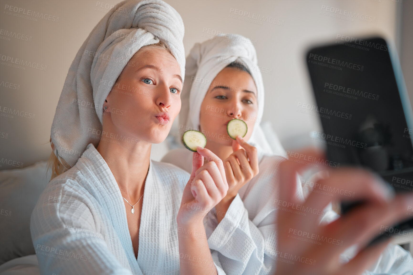 Buy stock photo Woman, friends and selfie in beauty spa for social media, vlog or profile picture with cucumber in skincare treatment at resort. Happy women posing for photo in natural zen or body care at salon