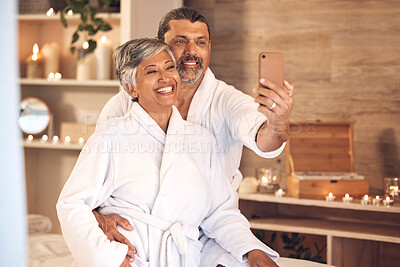 Buy stock photo Selfie, smile and love with old couple in spa for anniversary, celebration and social media. Relax, massage and profile picture with senior man and woman in villa for luxury, vacation and peace