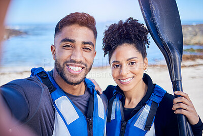 Buy stock photo Selfie, kayak and couple with a smile, beach and summer vacation with memory, post and social media. Portrait, people and man with woman, water sports and picture with ocean, training and holiday