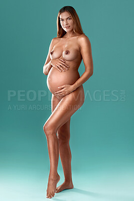  pregnant woman nude 