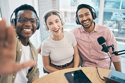 Buy stock photo Podcast, portrait and group selfie of happy friends together, live streaming or people recording broadcast. Face, team and radio hosts take picture at table for social media blog on headphones or mic