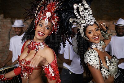 Buy stock photo Portrait, dance and carnival with women in Rio de Janeiro for music, festival or celebration of culture. Brazil, party and smile with happy dancer people outdoor for performance, show or tradition