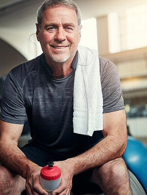 Buy stock photo Relax, gym and portrait of mature man with smile, fitness and happiness with water bottle at workout. Exercise, training and confident athlete on break with pride, health and wellness in sports club.