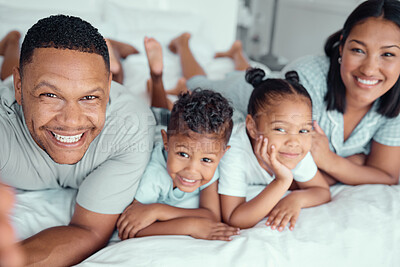 Buy stock photo Happy family, portrait and selfie of kids in bedroom with parents for memory or bonding together. Children, mom and dad take pictures on social media for love, care and relax with siblings in home