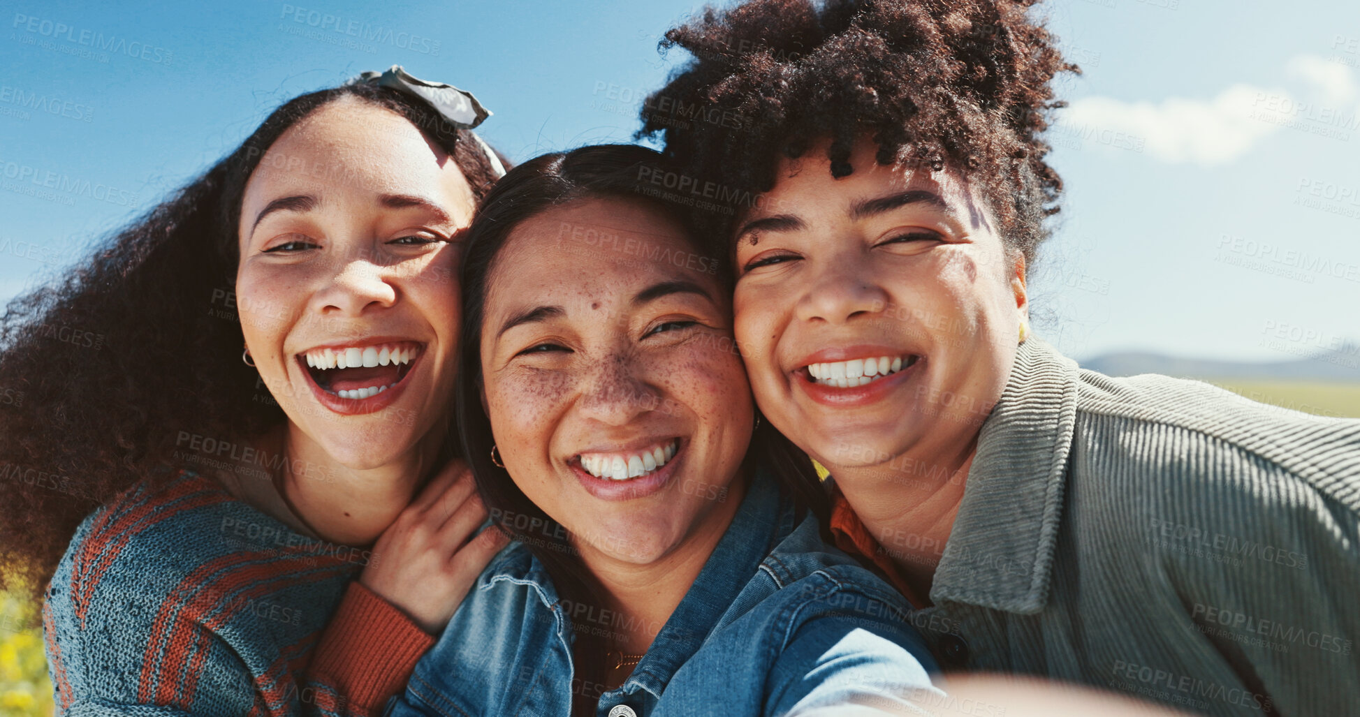 Buy stock photo Women, friends and selfie with outdoor field for summer adventure, portrait and nature in countryside. Girl group, park and photography for online, social media and blue sky for sunshine or spring