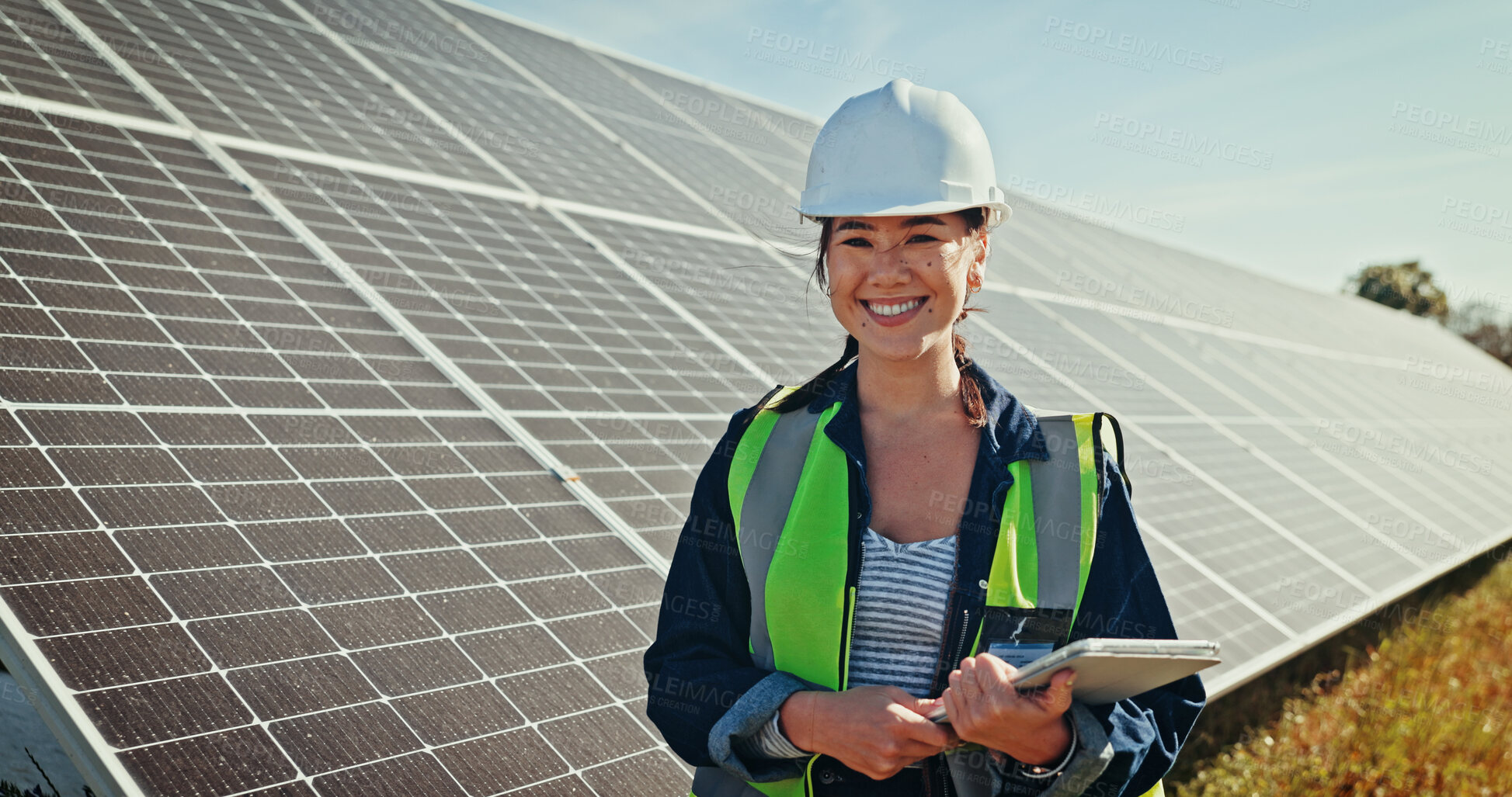 Buy stock photo Solar panel, portrait and woman with tablet, engineering and clean energy with climate change. Inspector, employee and electrician in field, tech and online schedule for maintenance and environment