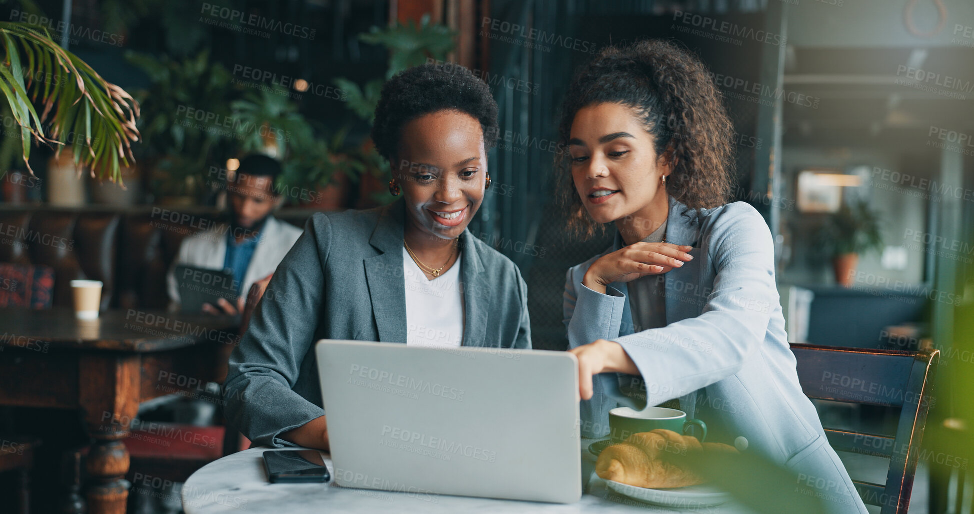 Buy stock photo Teamwork, laptop and business people in restaurant, women and planning for startup. Coworking, cooperation and fashion designers in cafe, pc and research for material, fabrics and review for profit