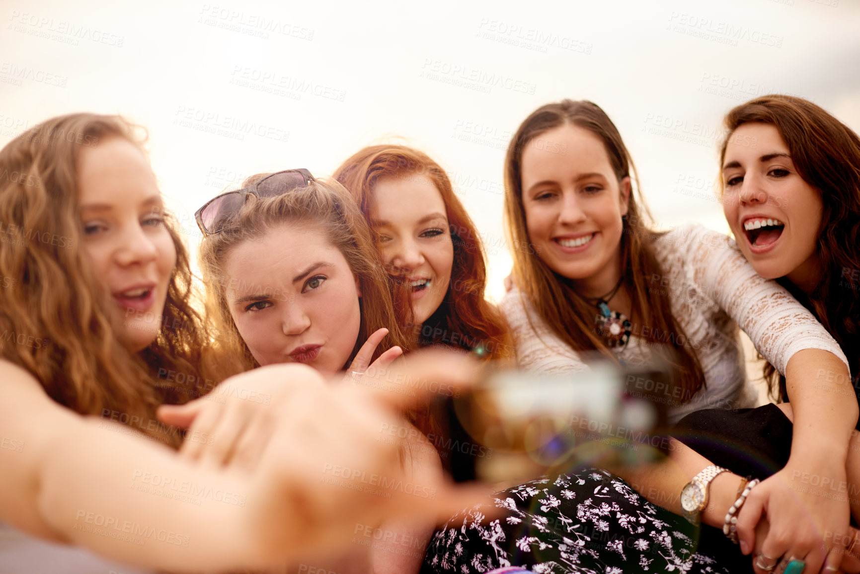 Buy stock photo Girl, friends and selfie with smile in summer, bonding and excited with post on social media on holiday. Women, group and happy with photography, profile picture and vacation with memory in Portugal