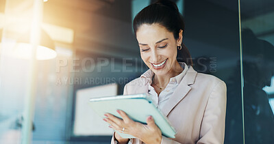 Buy stock photo Smile, business and woman on tablet in office for research, reading email and financial report. Female person, digital and planning for schedule update, accounting information and investment feedback