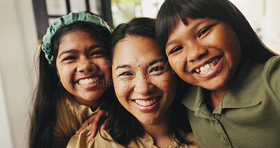 Buy stock photo Home, portrait and mother with smile, girls and happy with weekend break, pride and family. Apartment, parent and mama with daughters, kids and bonding together for love, relax and woman with comfort