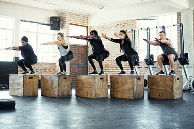 Buy stock photo Fitness, lunge or team in gym class with crates, cardio workout or calorie burn in balance training. Exercise, people or instructor with equipment, group session or intense jumping for weight loss.
