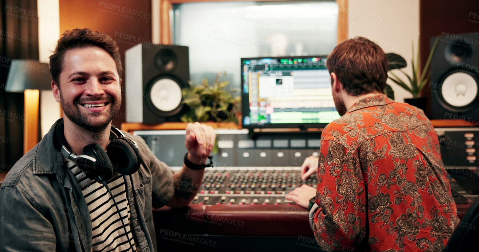 Buy stock photo Music producer, team or man in studio with portrait, pride or experience in audio mixing. Collaboration, recording or sound engineers with confidence, about us or entertainment career in Los Angeles
