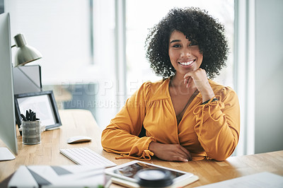 Buy stock photo Business, portrait and smile of editor woman at desk in office for online fashion publication. Creative, tablet and virtual magazine with happy employee in workplace for article editing or review